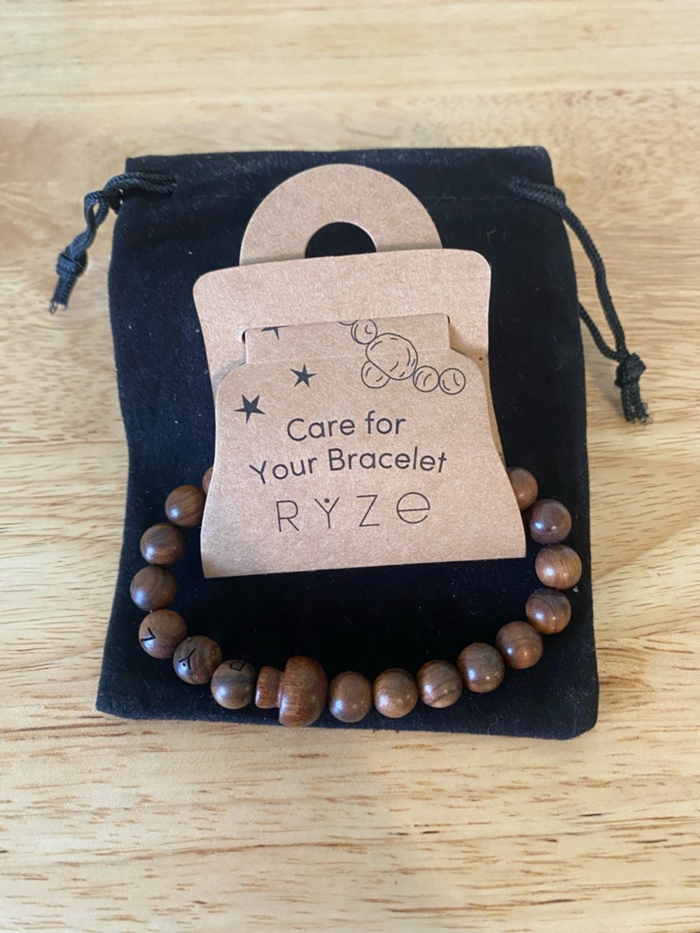 R Y Z E Stretch Bracelet - Picture 2 of 3